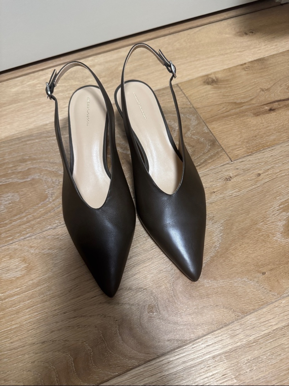 Anthropologie khaki Pointed Slingback Heels - Picture 3 of 8